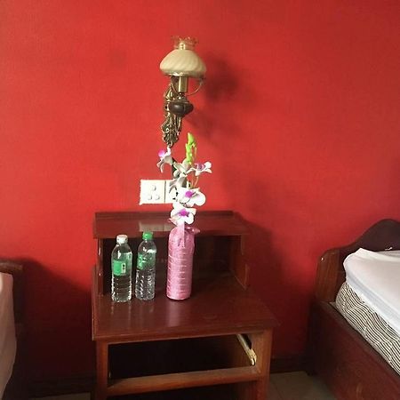 Tan Kimlong Guesthouse เสียมราฐ ภายนอก รูปภาพ