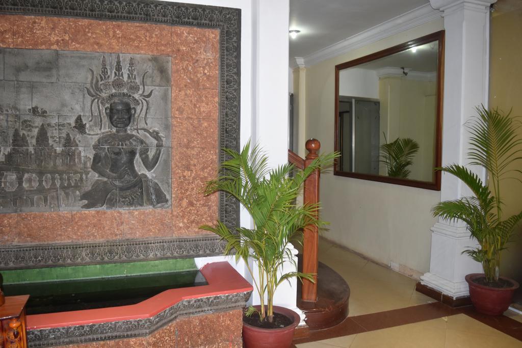 Tan Kimlong Guesthouse เสียมราฐ ภายนอก รูปภาพ