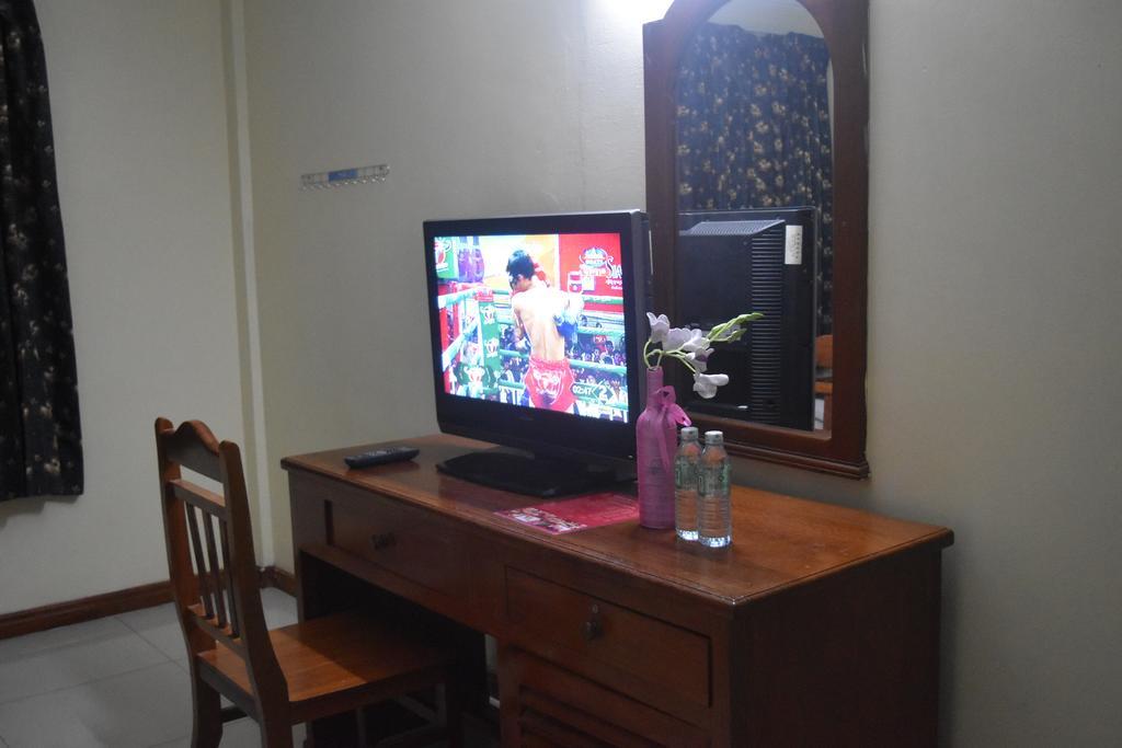 Tan Kimlong Guesthouse เสียมราฐ ภายนอก รูปภาพ