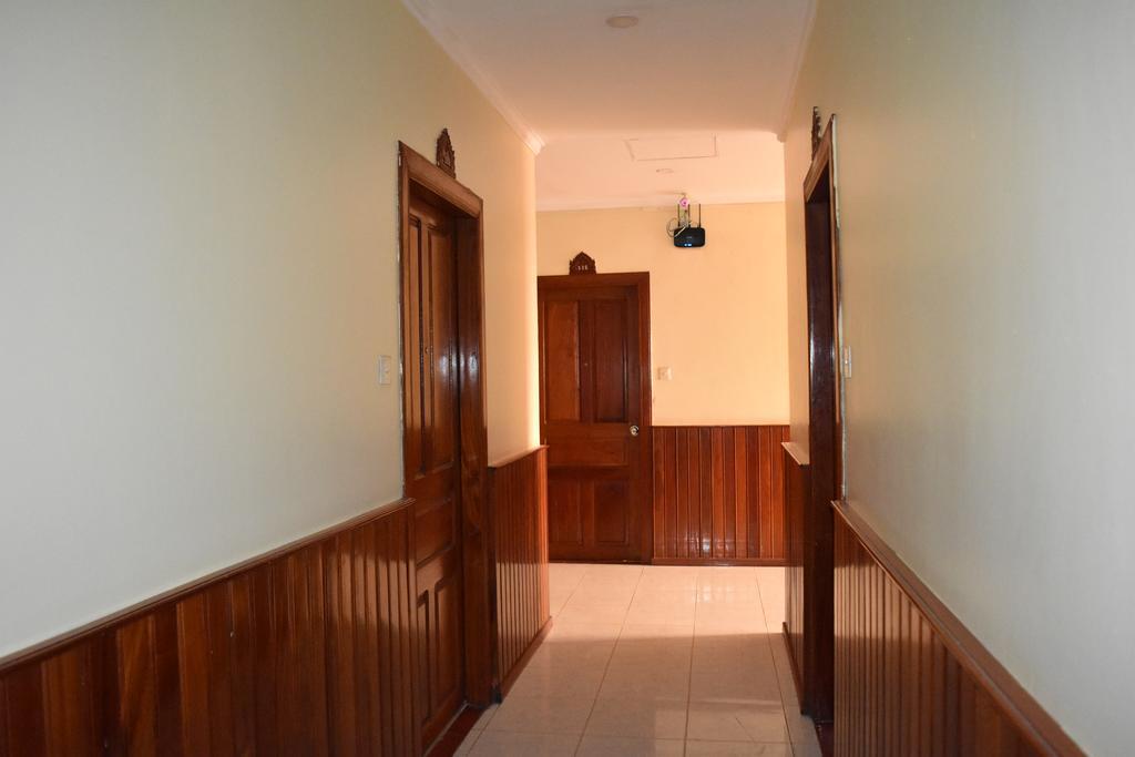 Tan Kimlong Guesthouse เสียมราฐ ภายนอก รูปภาพ