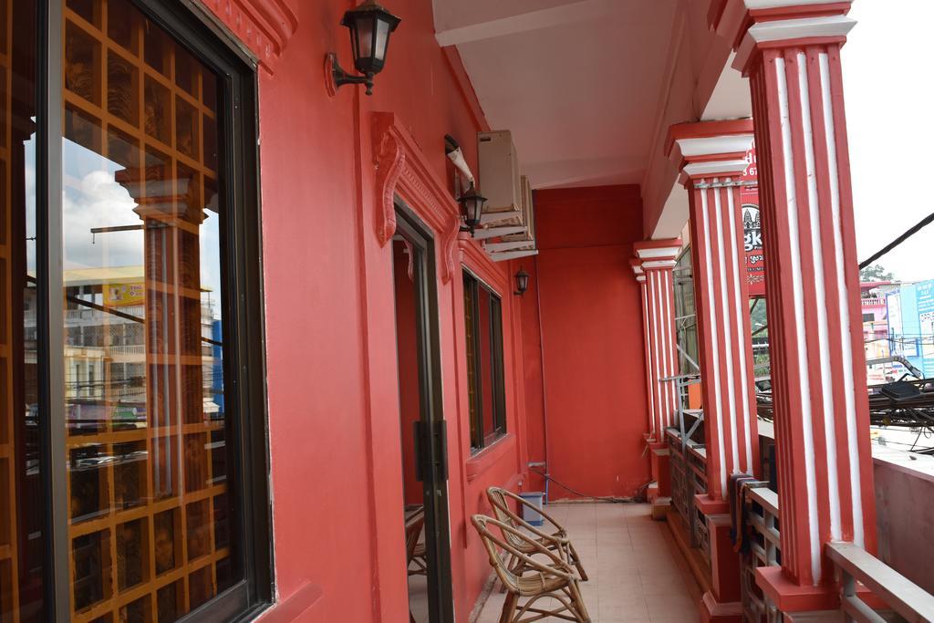 Tan Kimlong Guesthouse เสียมราฐ ภายนอก รูปภาพ