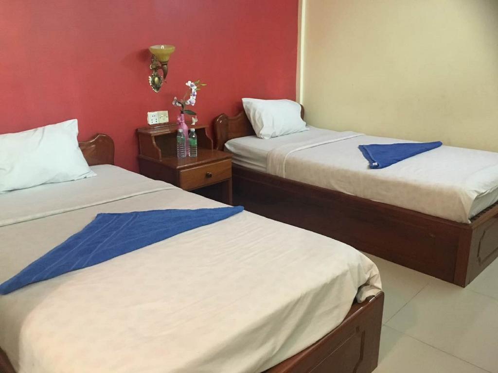 Tan Kimlong Guesthouse เสียมราฐ ภายนอก รูปภาพ